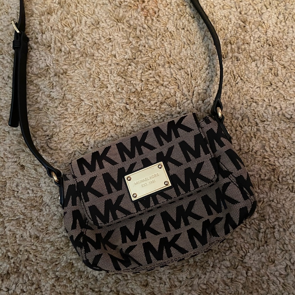 Michael Kors Crossbody Bag
